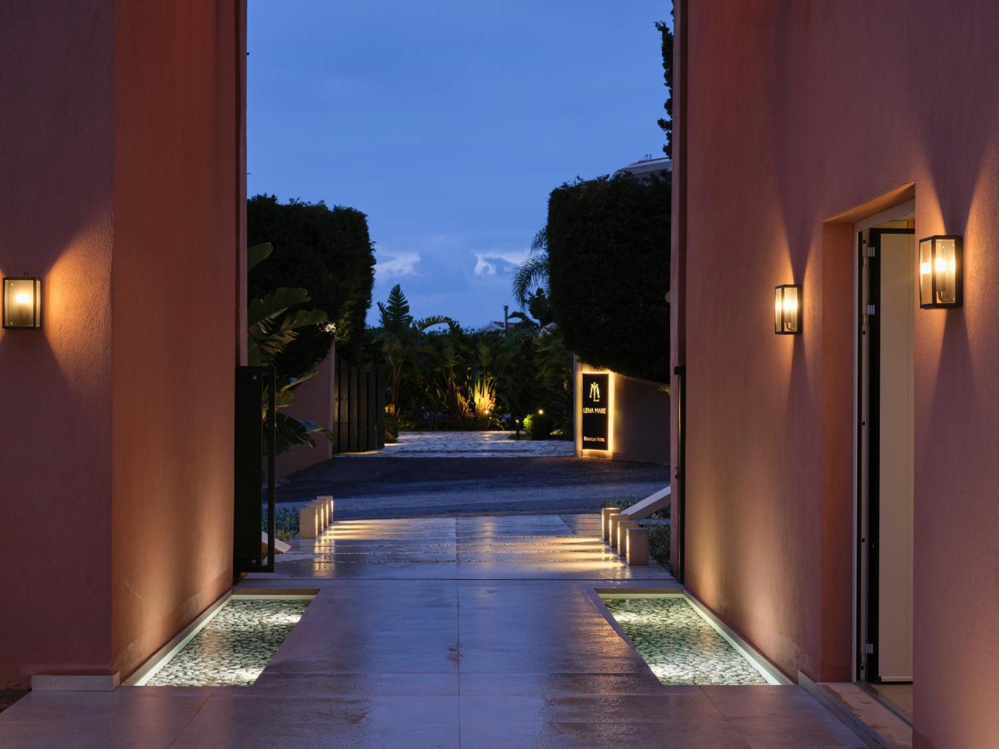 Lena Mare Boutique Hotel 4*
